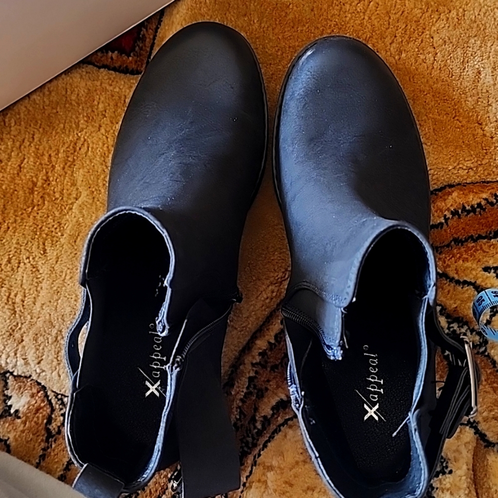 Women Lace up boots